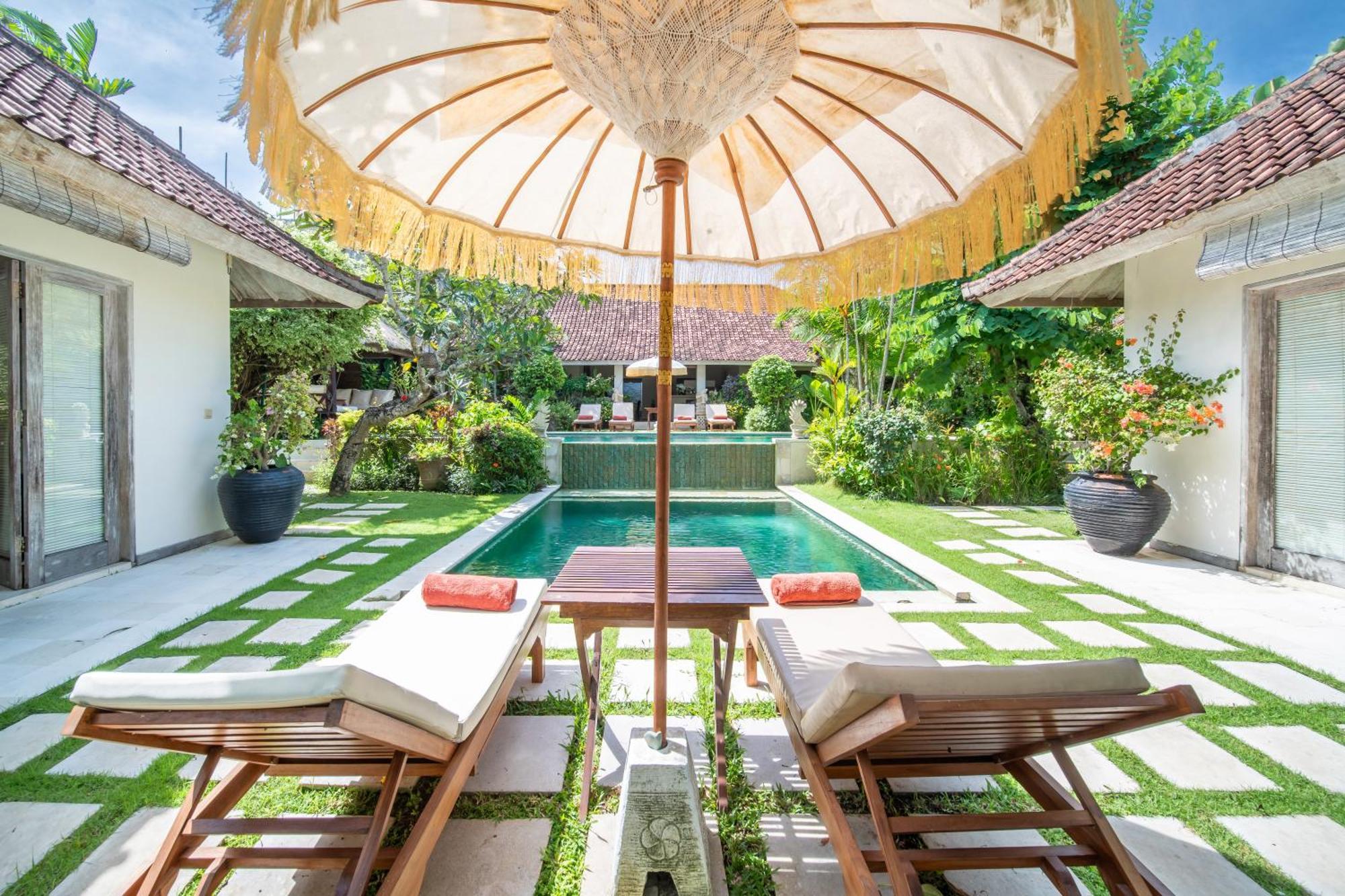 Villa Senang Seminyak (Bali)