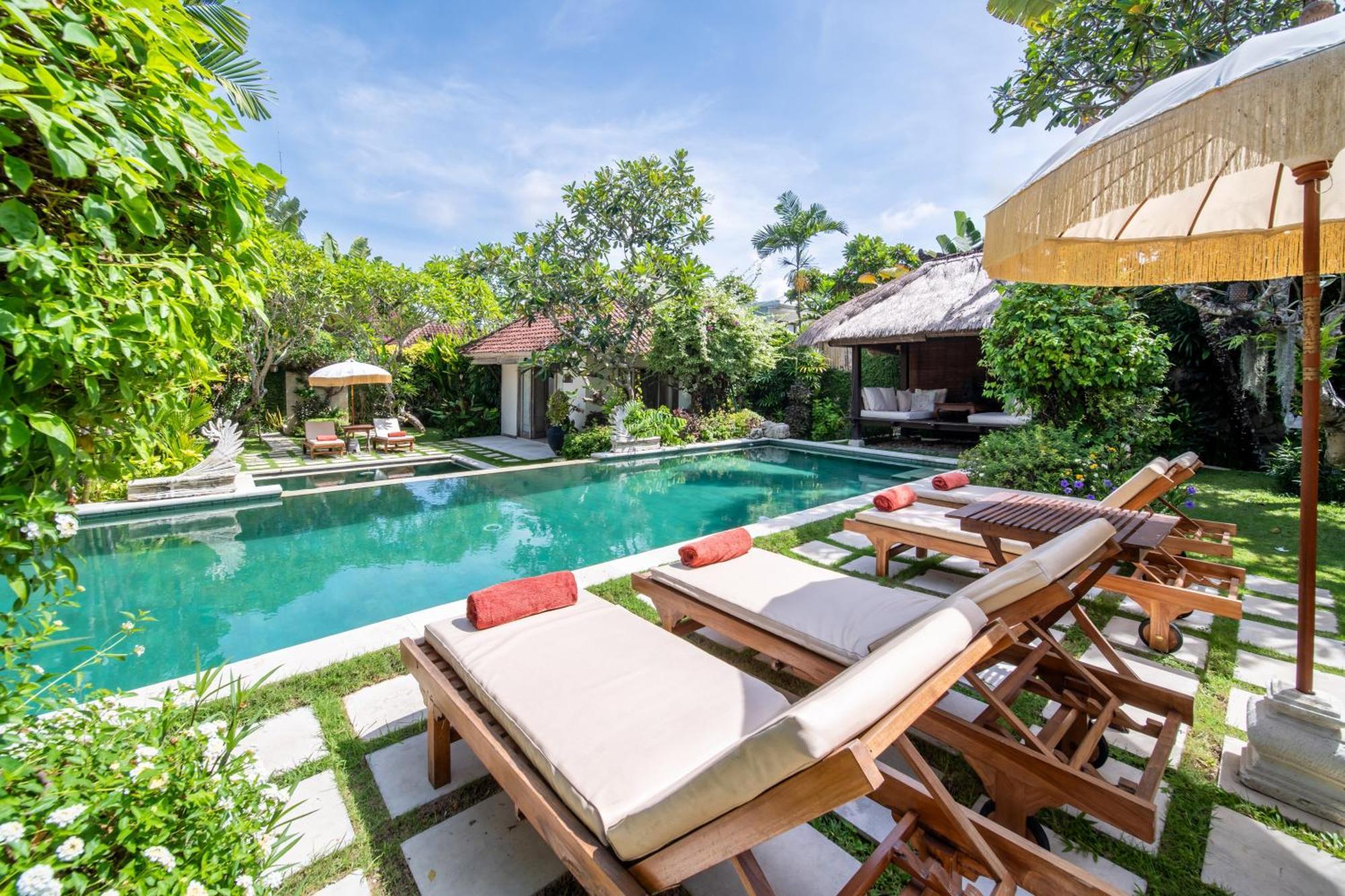 Senang Villa *
