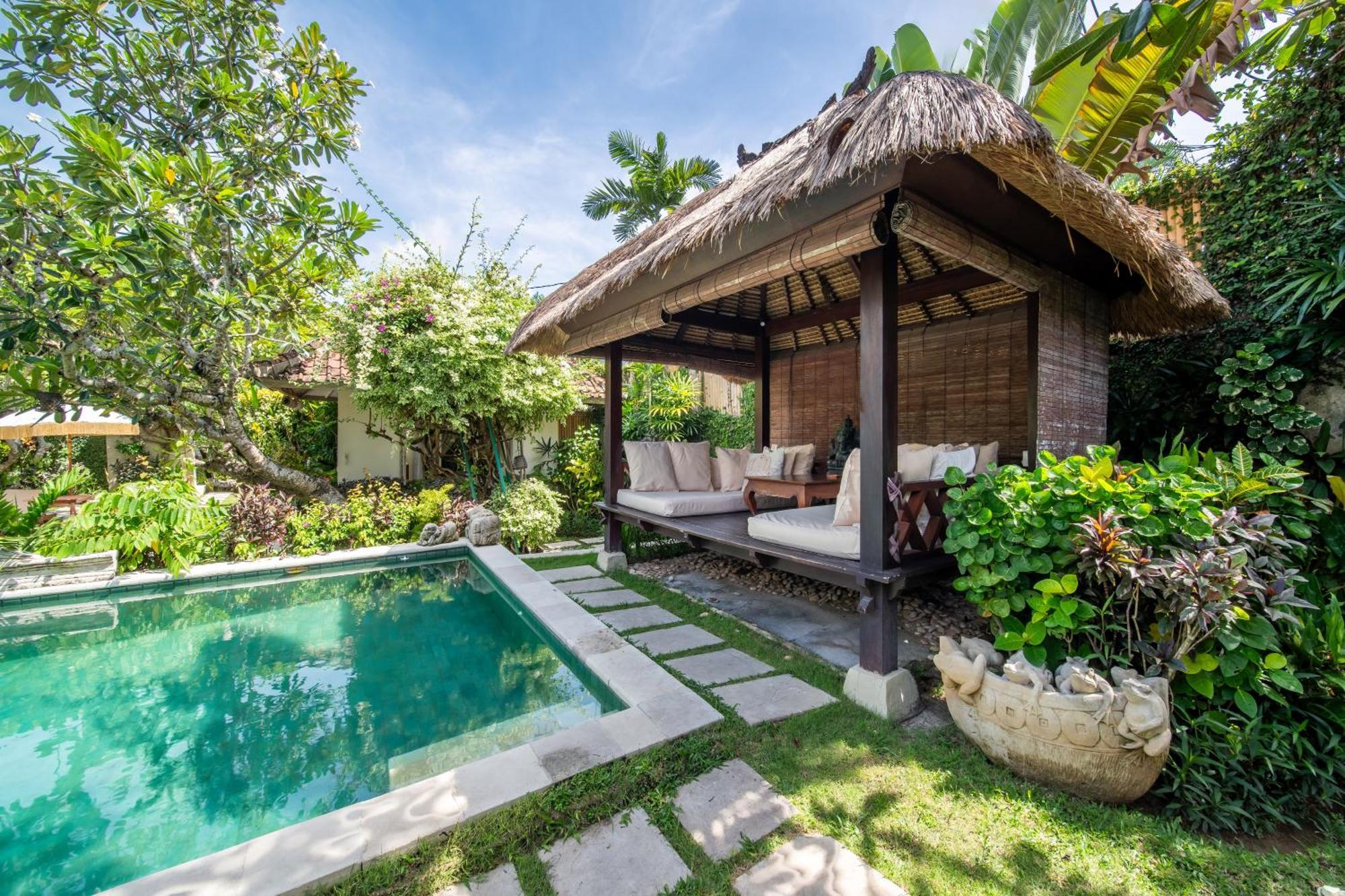 Senang Villa