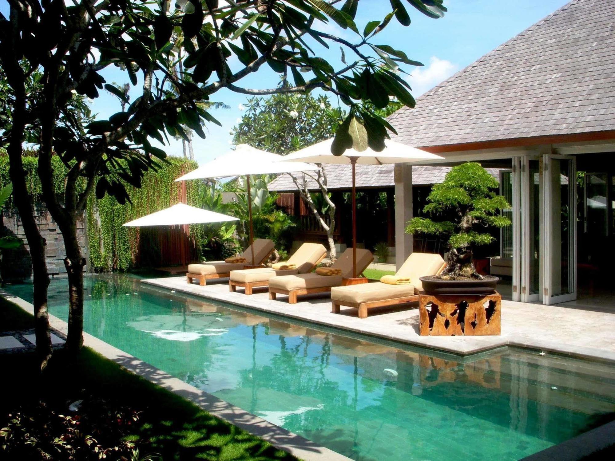 Senang Villa *